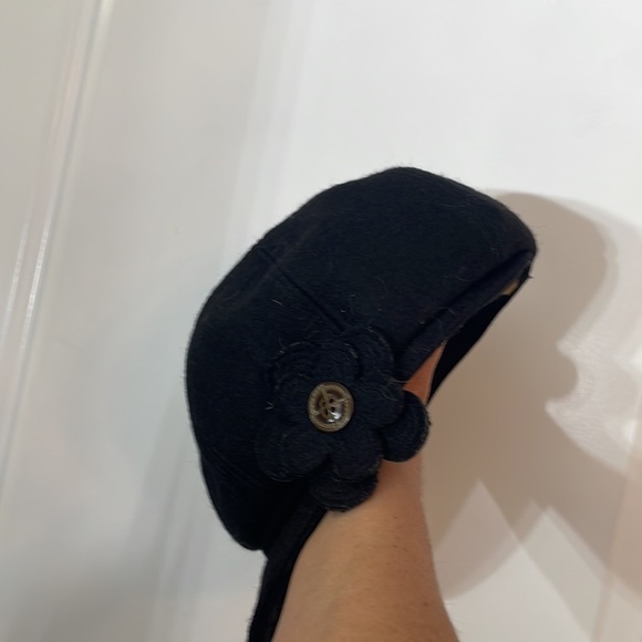 Black Wool Hat - Picture 2 of 3